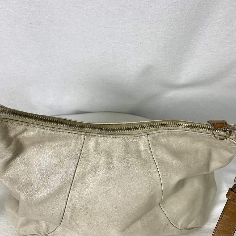 Coach authentic 2000
